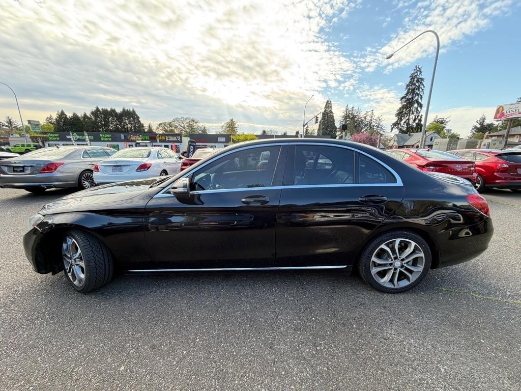 2017 Mercedes-Benz C-Class C300's photo