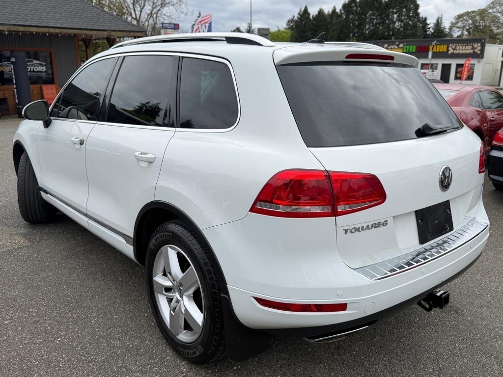 Volkswagen Touareg  2013