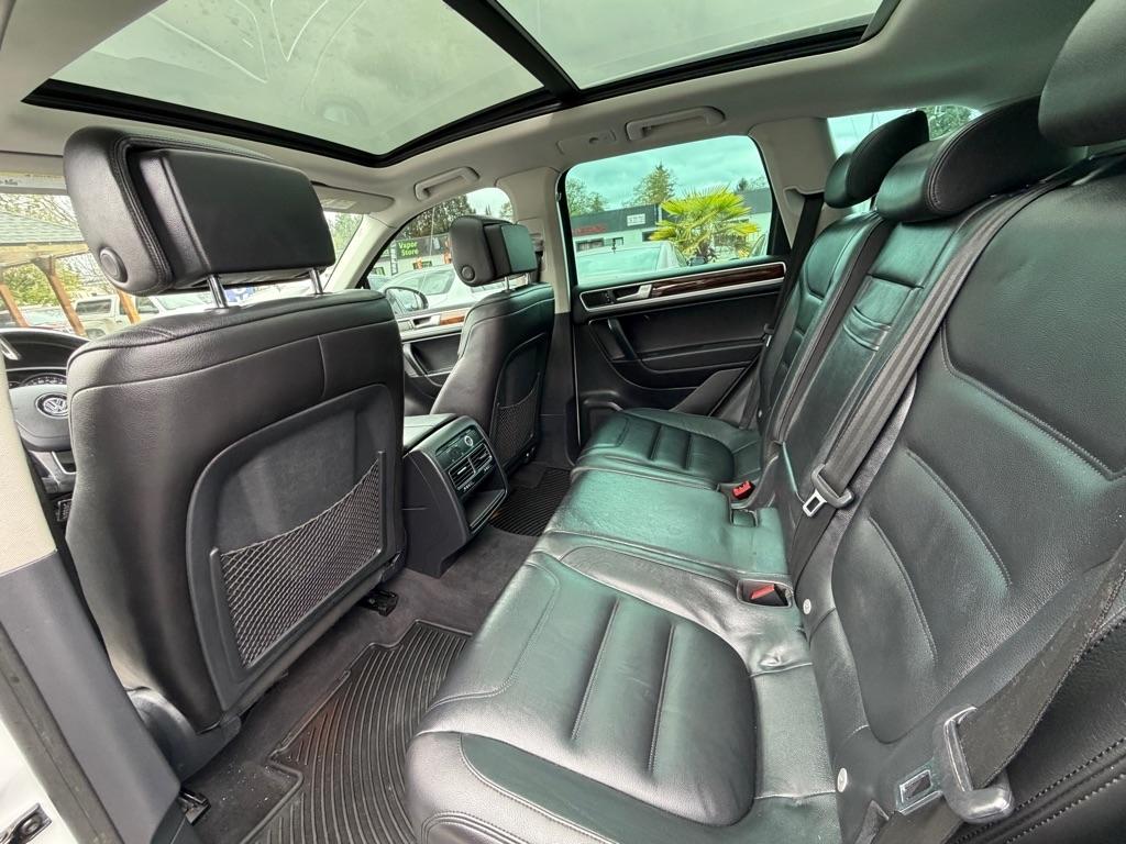 Volkswagen Touareg  2013