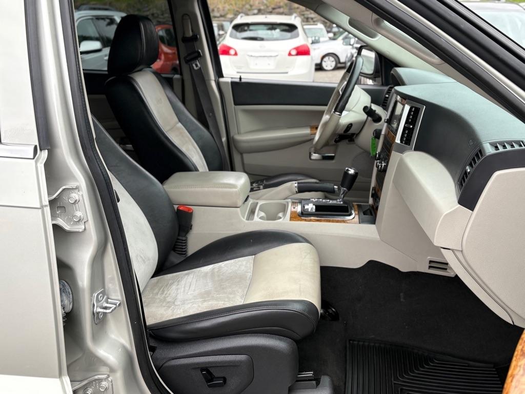 Jeep Grand Cherokee  2010