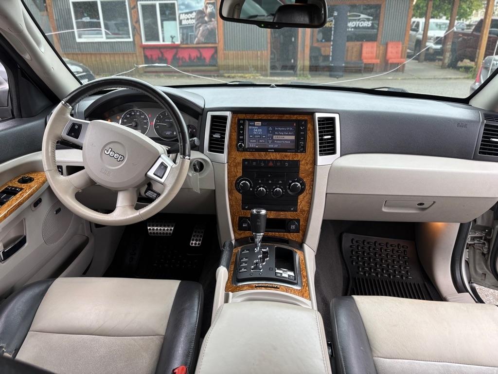 Jeep Grand Cherokee  2010