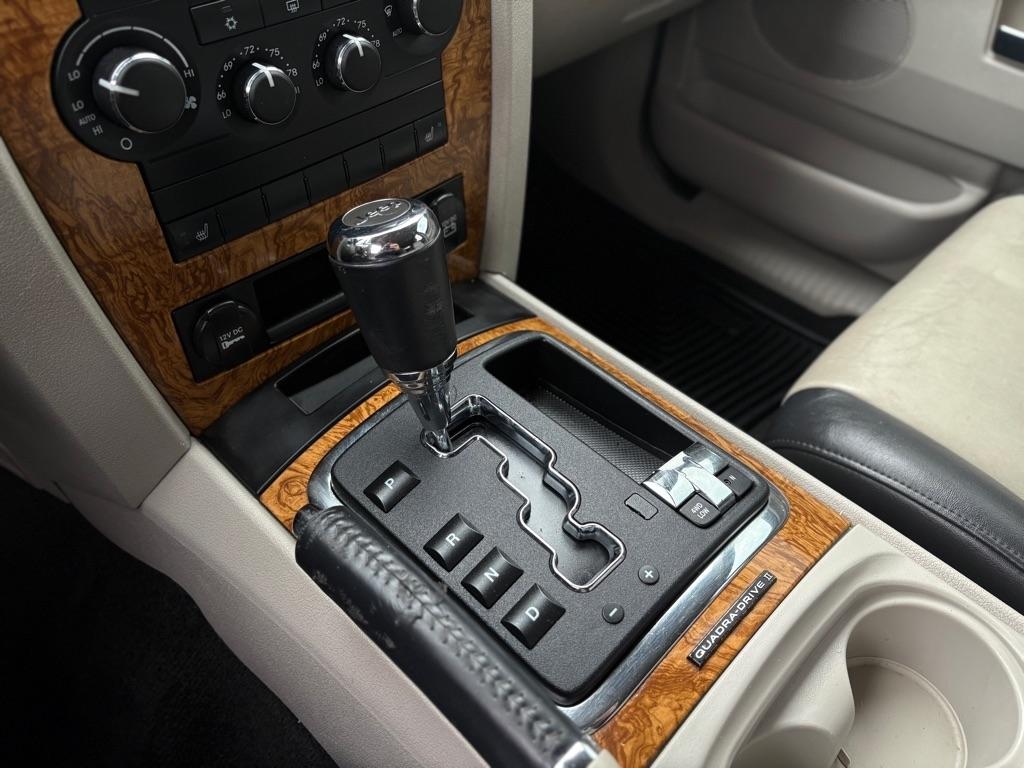Jeep Grand Cherokee  2010