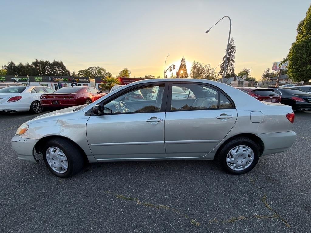 Toyota Corolla  2004