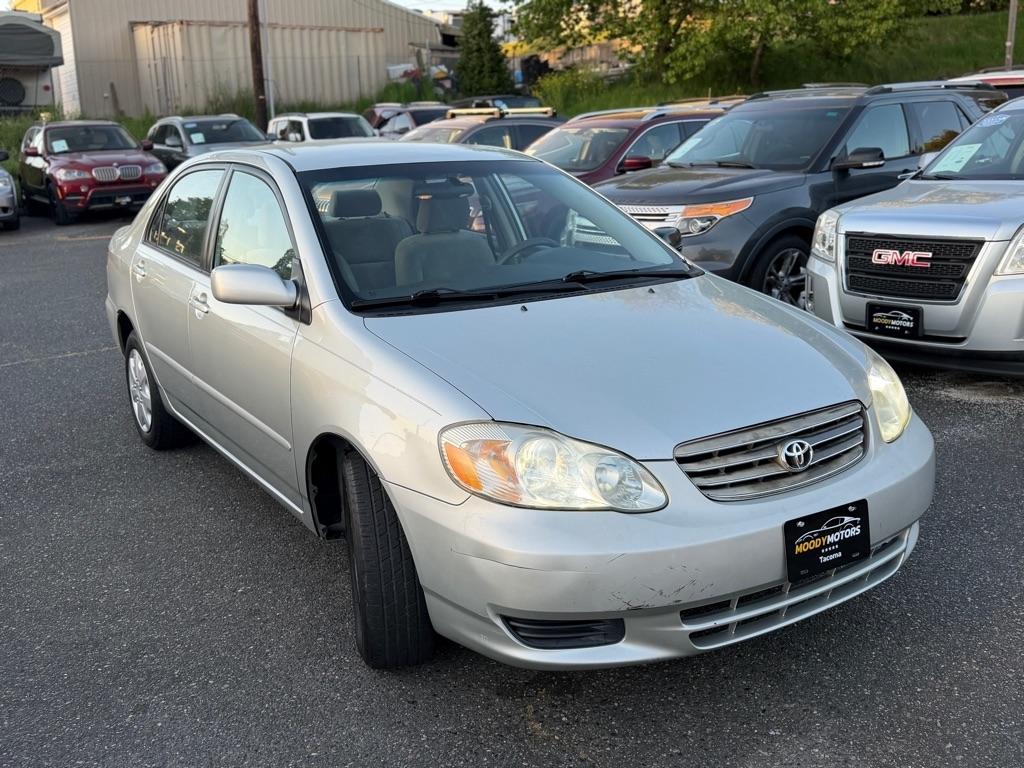 Toyota Corolla  2004