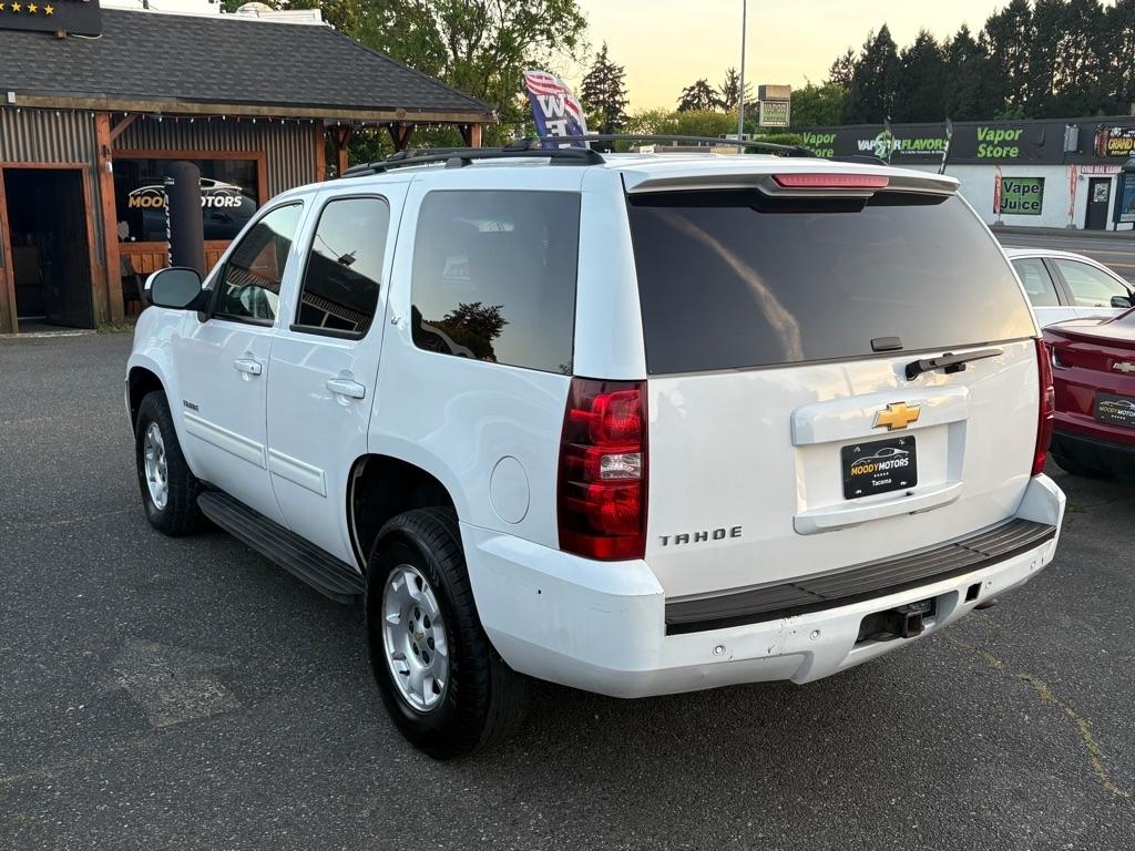 Chevrolet Tahoe  2013