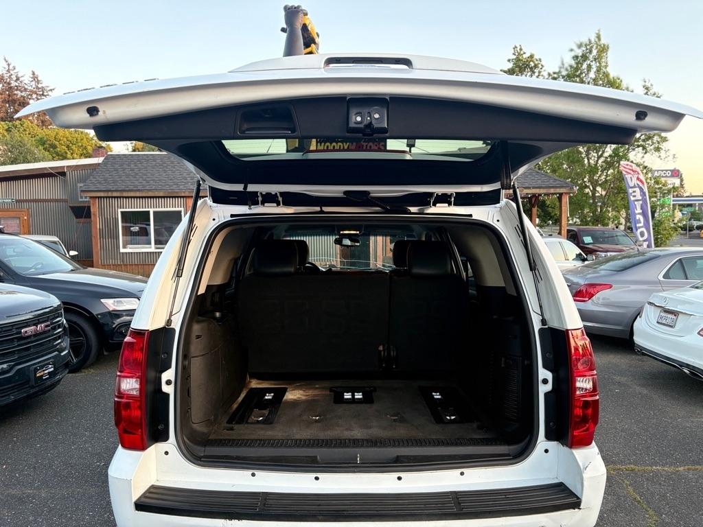 Chevrolet Tahoe  2013