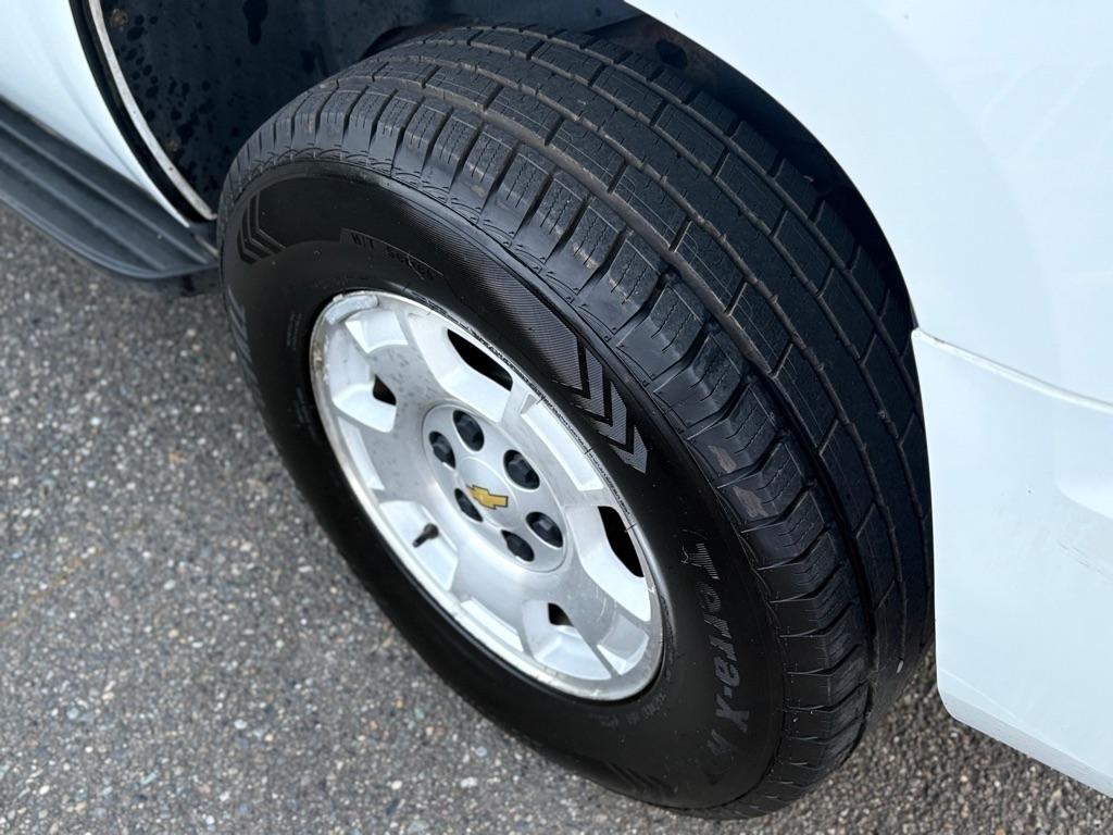 Chevrolet Tahoe  2013