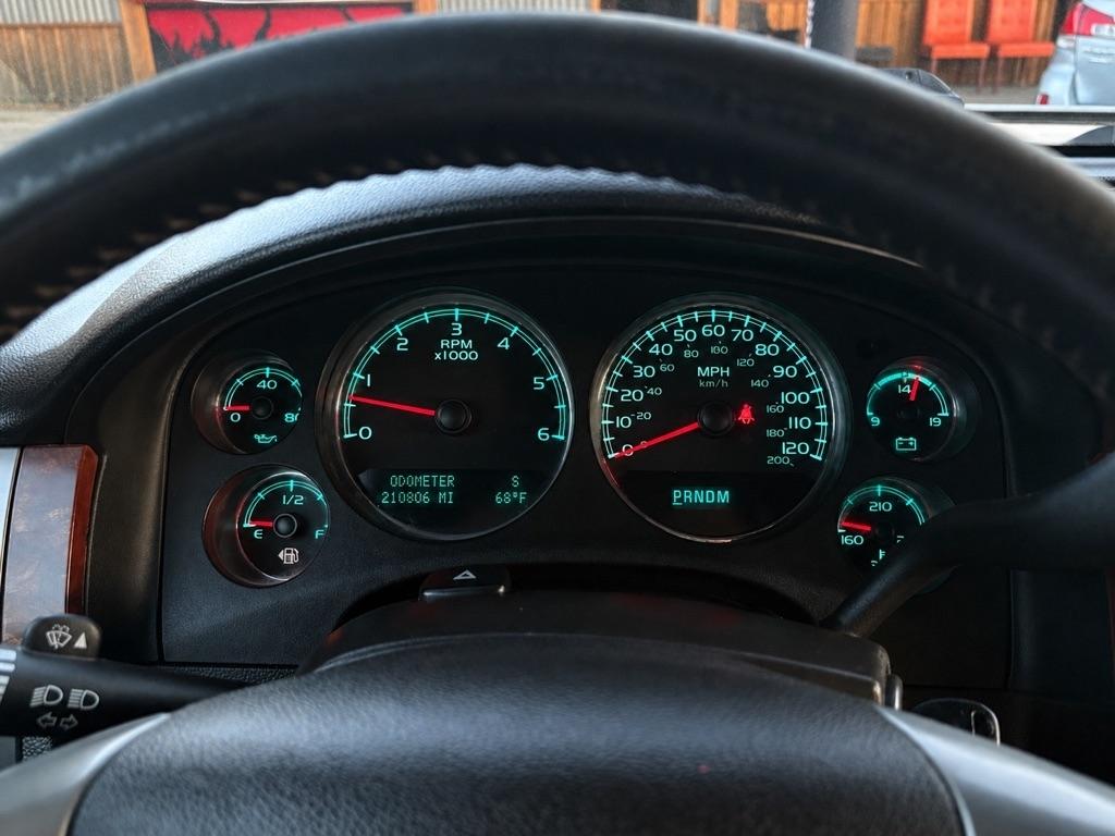 Chevrolet Tahoe  2013