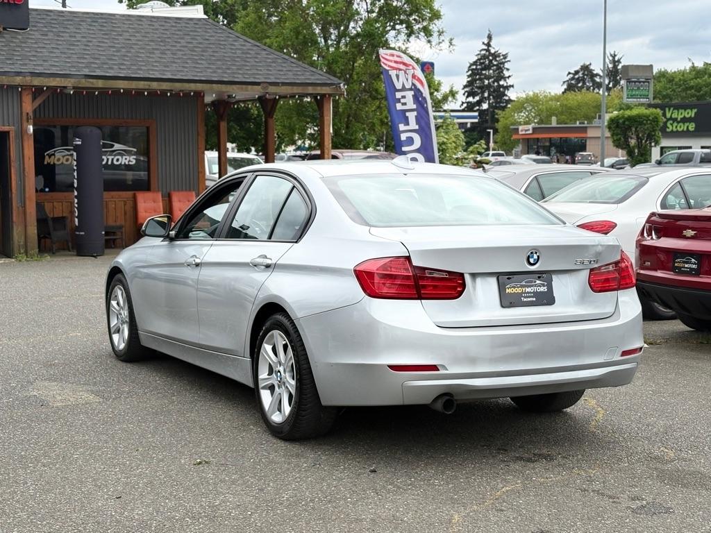 BMW 3-Series  2013
