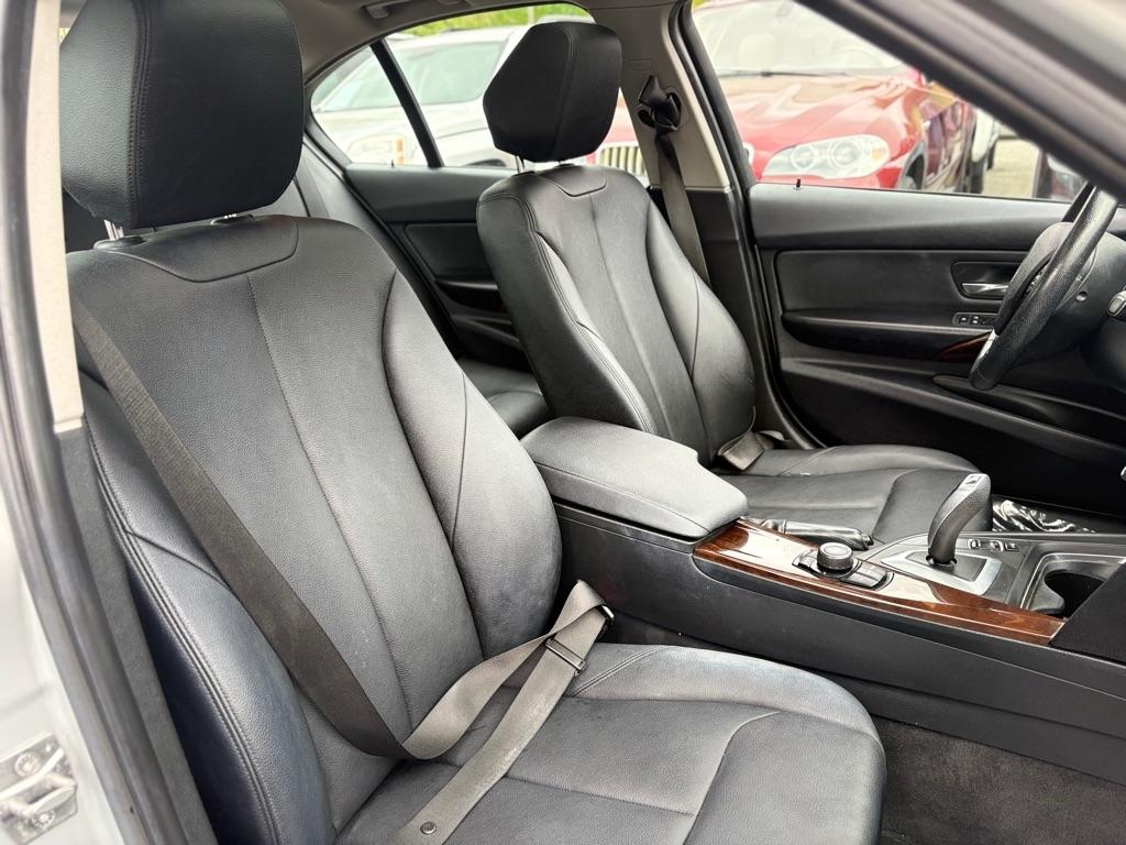 BMW 3-Series  2013