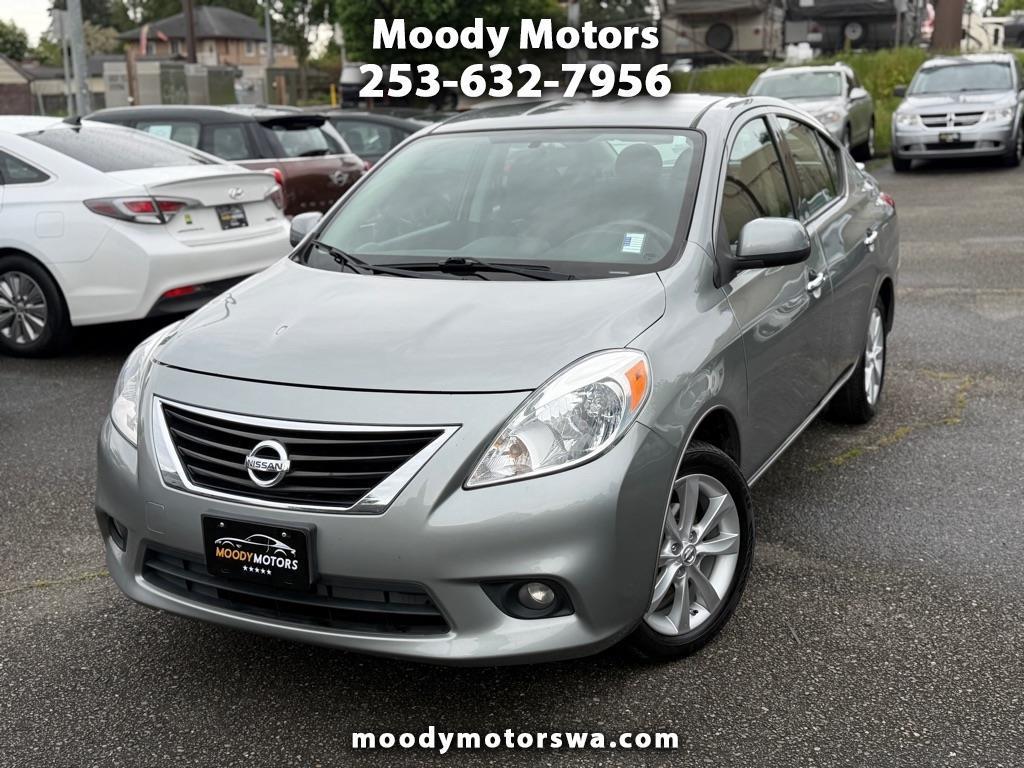 Nissan Versa  2014