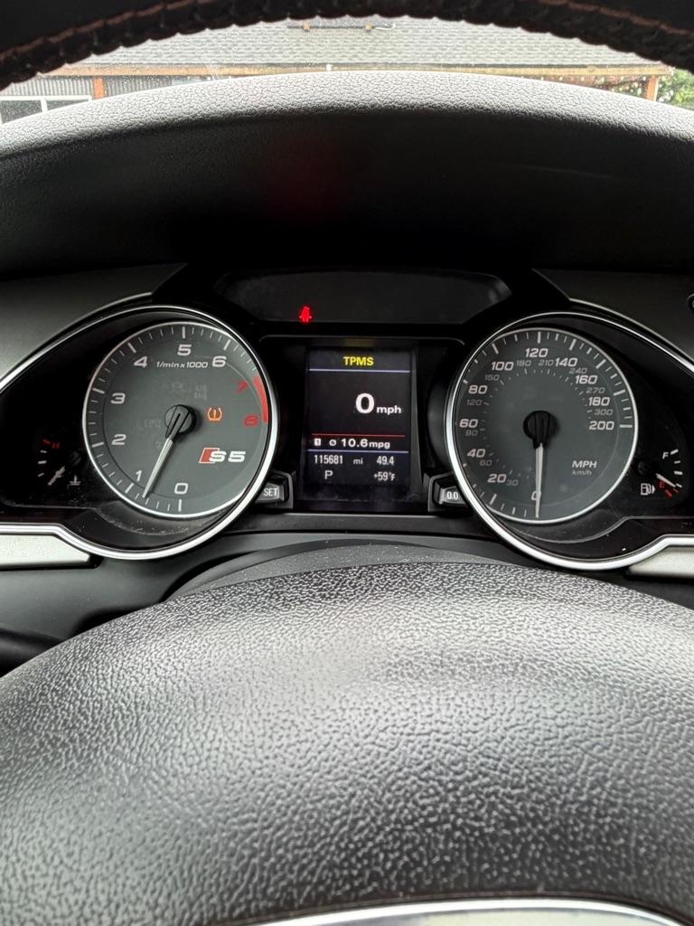 Audi S5  2009