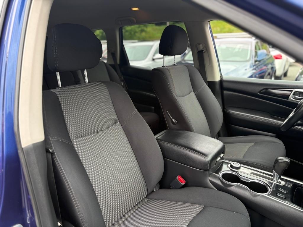 Nissan Pathfinder  2019