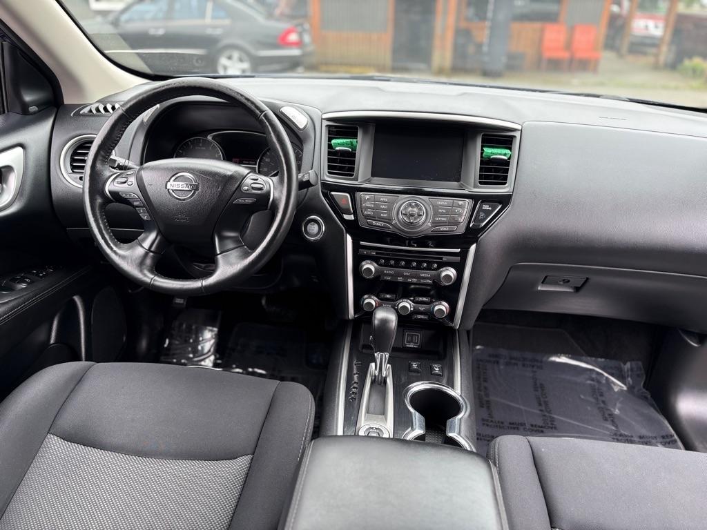 Nissan Pathfinder  2019