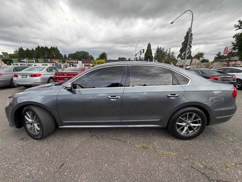 2016 Volkswagen Passat 1.8T S Auto PZEV's photo