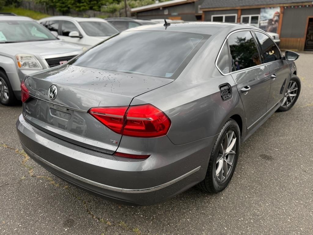 Volkswagen Passat  2016