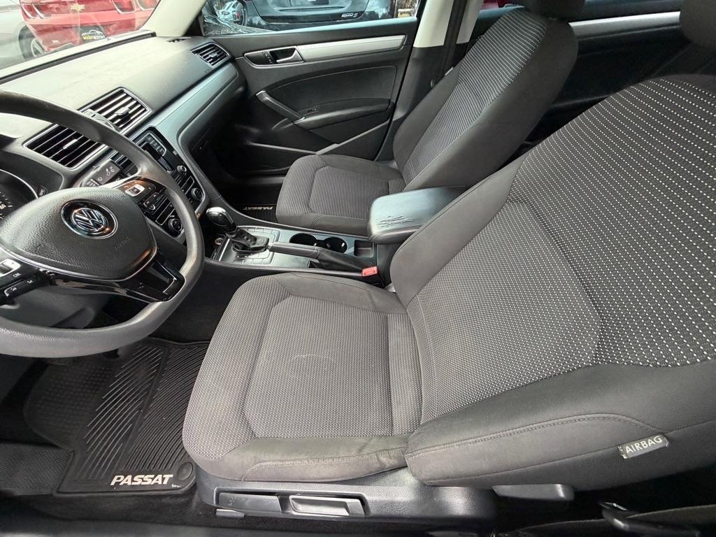 Volkswagen Passat  2016