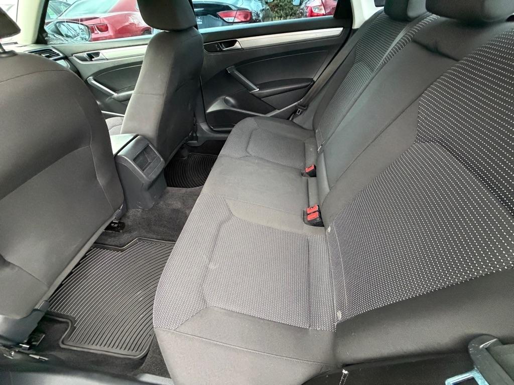 Volkswagen Passat  2016
