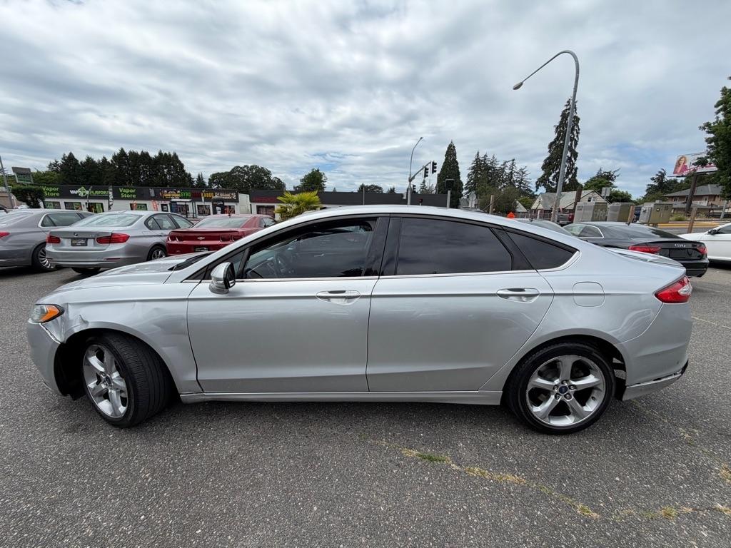 2015 Ford Fusion SE FWD's photo