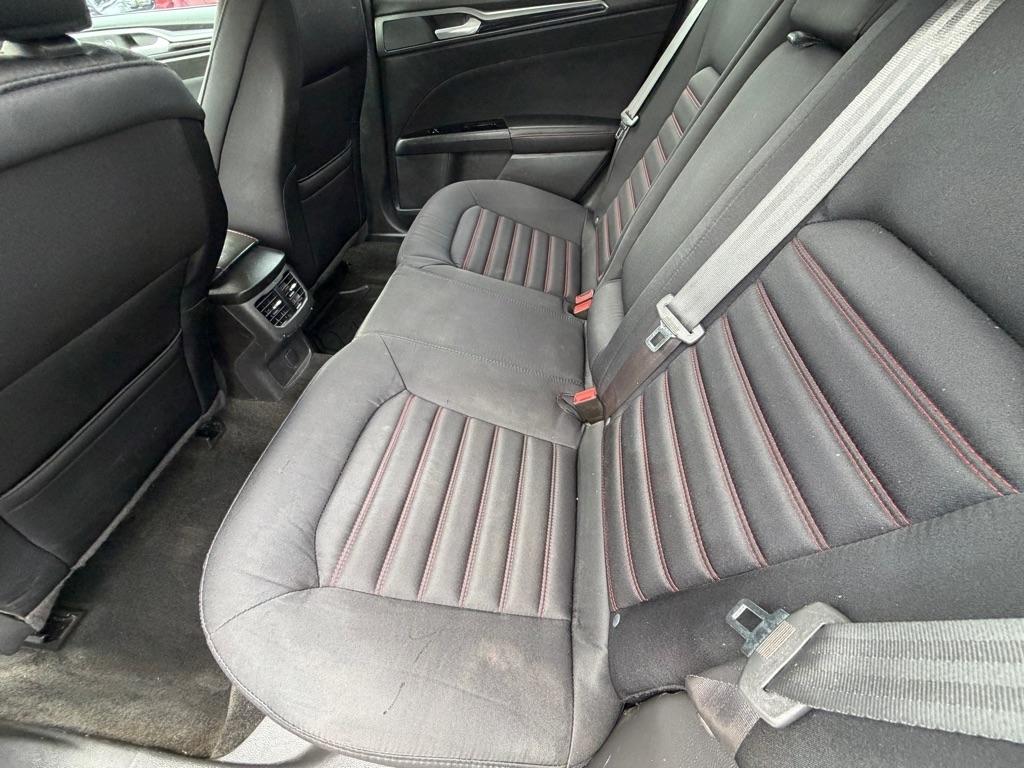 Ford Fusion  2015