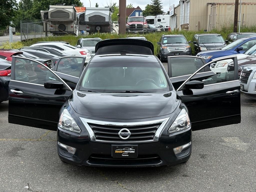 Nissan Altima  2014