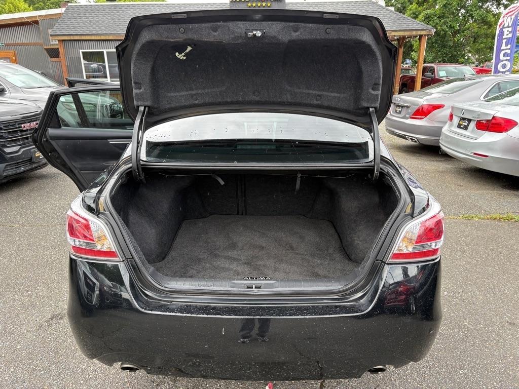 Nissan Altima  2014