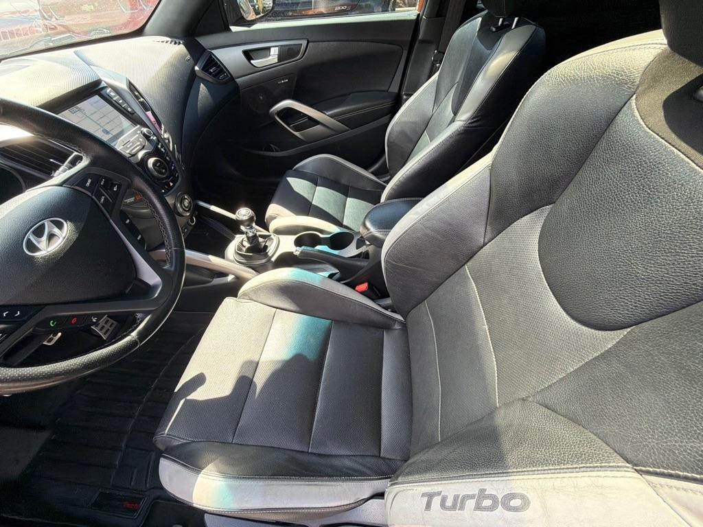 Hyundai Veloster  2016