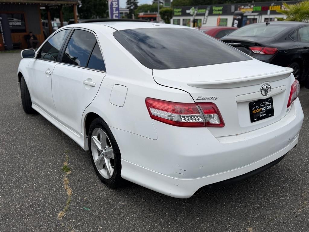 Toyota Camry  2011