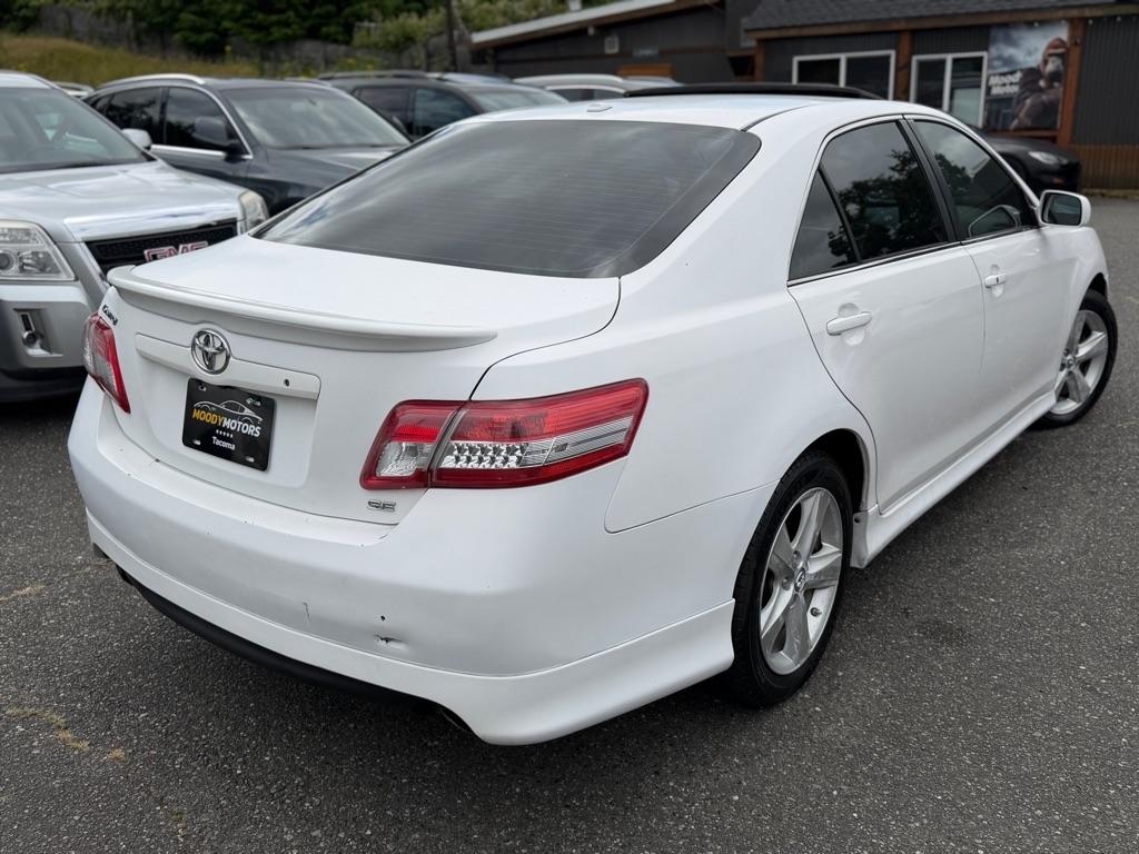 Toyota Camry  2011