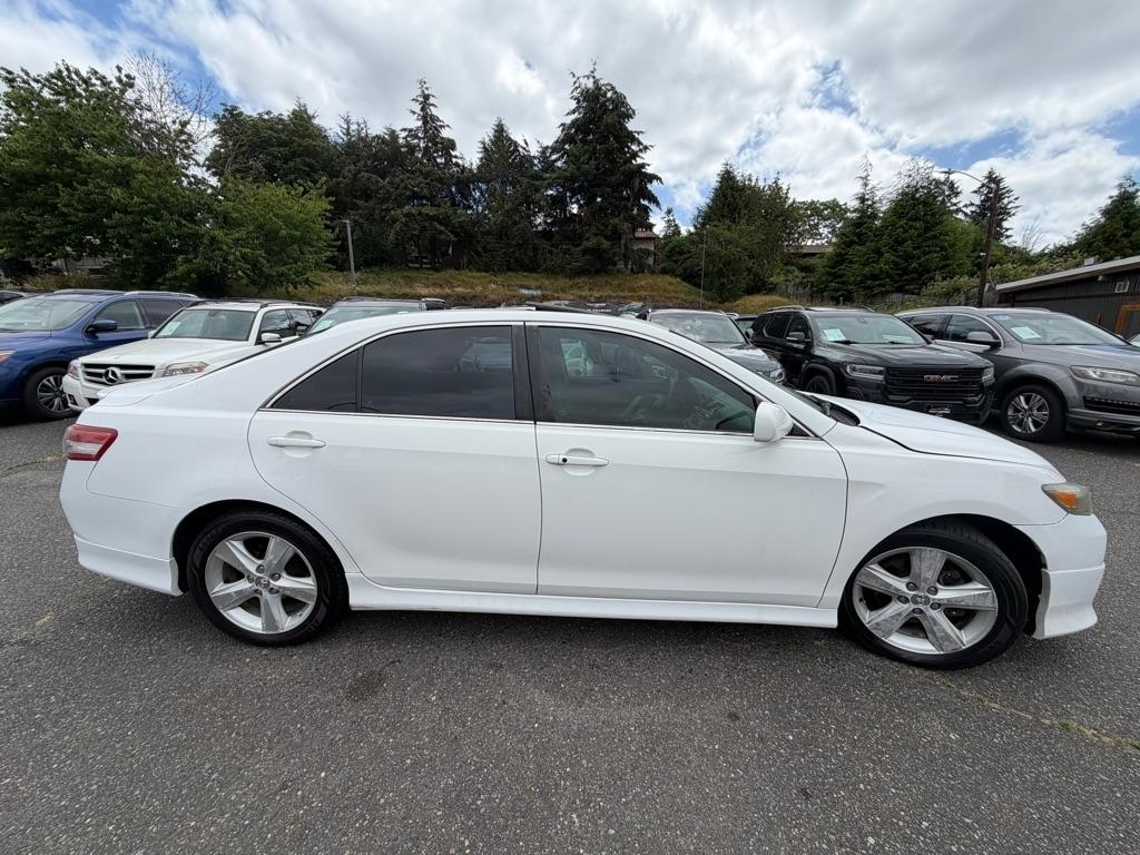 Toyota Camry  2011