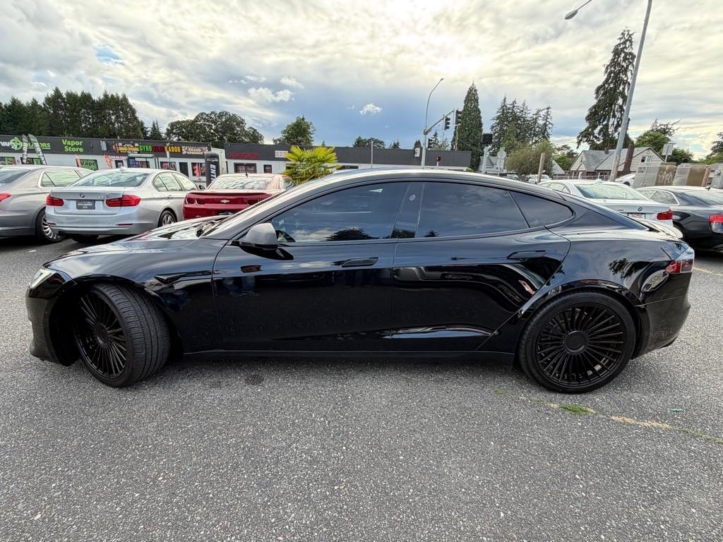 2021 Tesla Model S Plaid's photo