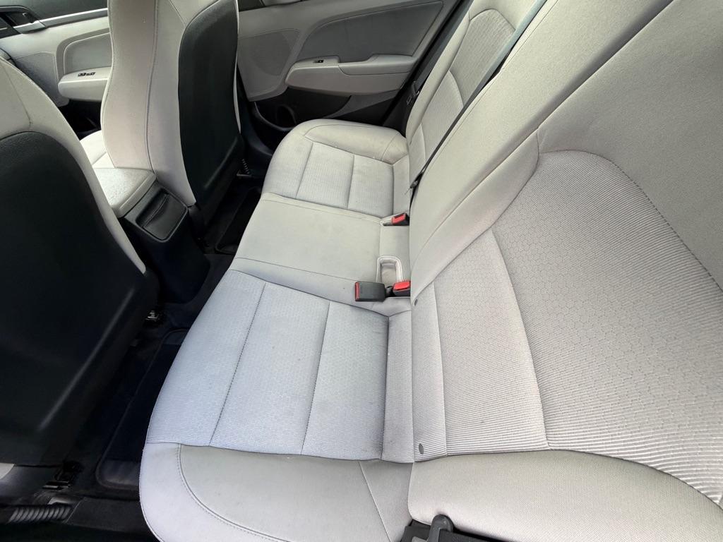 Hyundai Elantra  2017