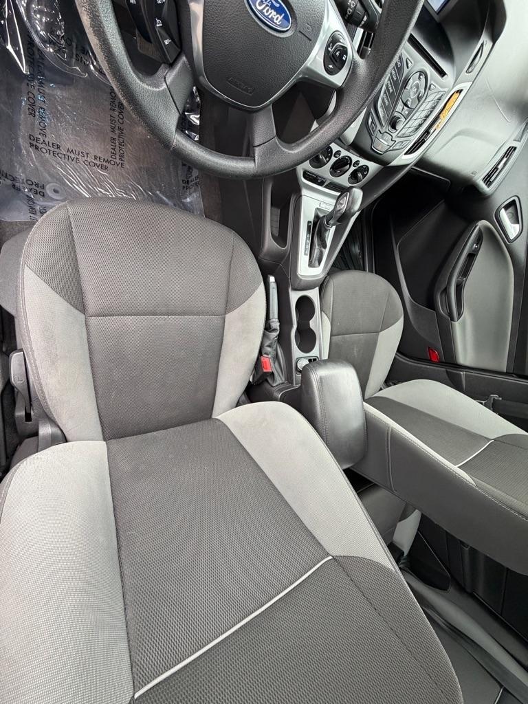 Ford Focus  2014
