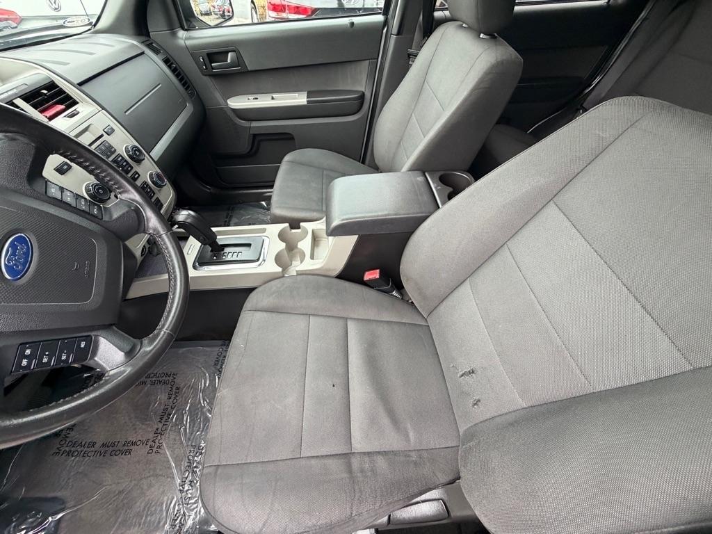 Ford Escape  2012