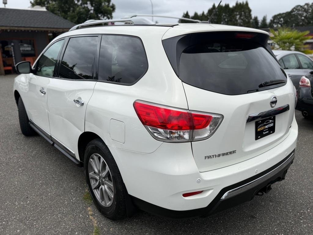 Nissan Pathfinder  2013