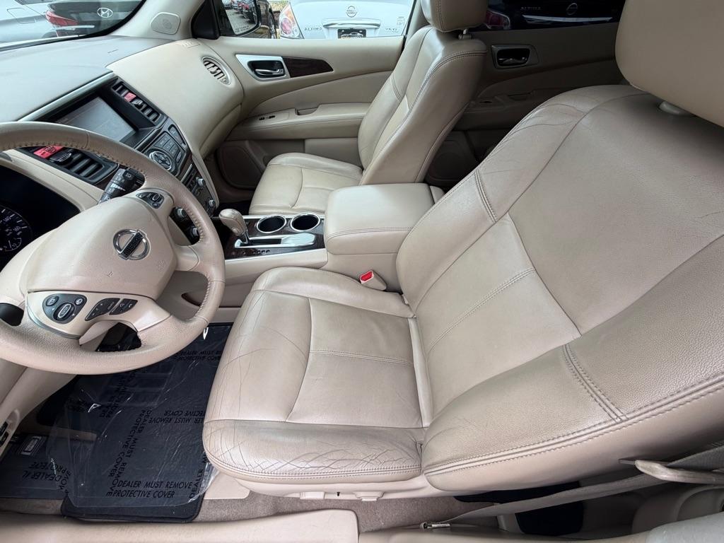 Nissan Pathfinder  2013