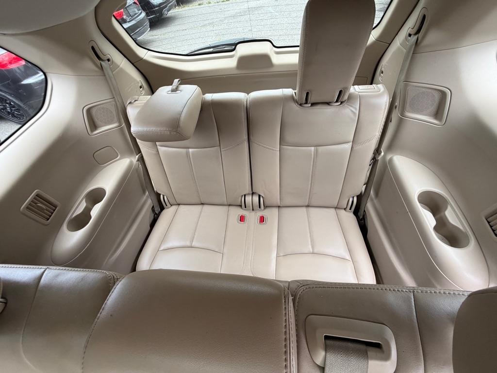 Nissan Pathfinder  2013