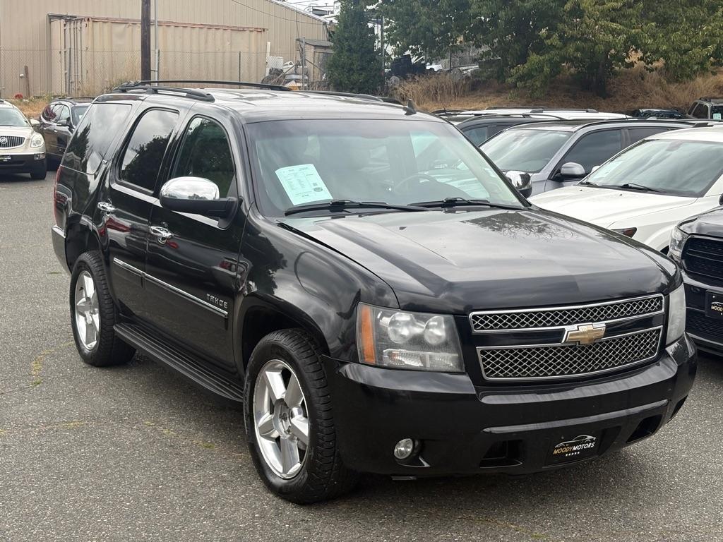 Chevrolet Tahoe  2011