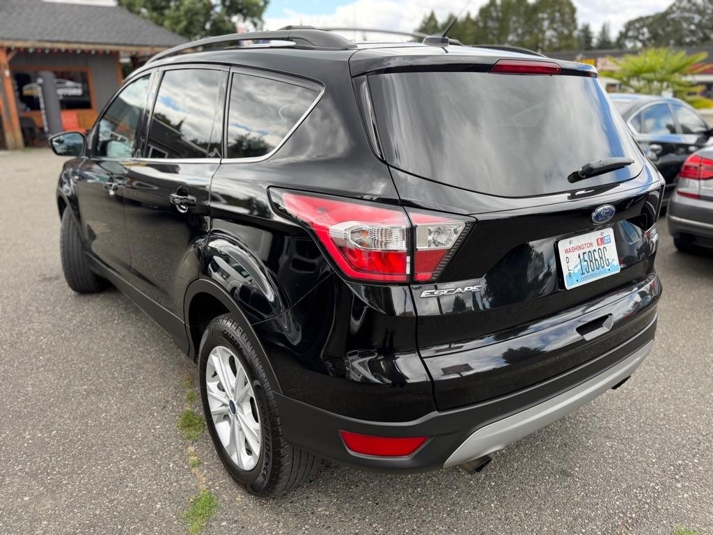 Ford Escape  2017