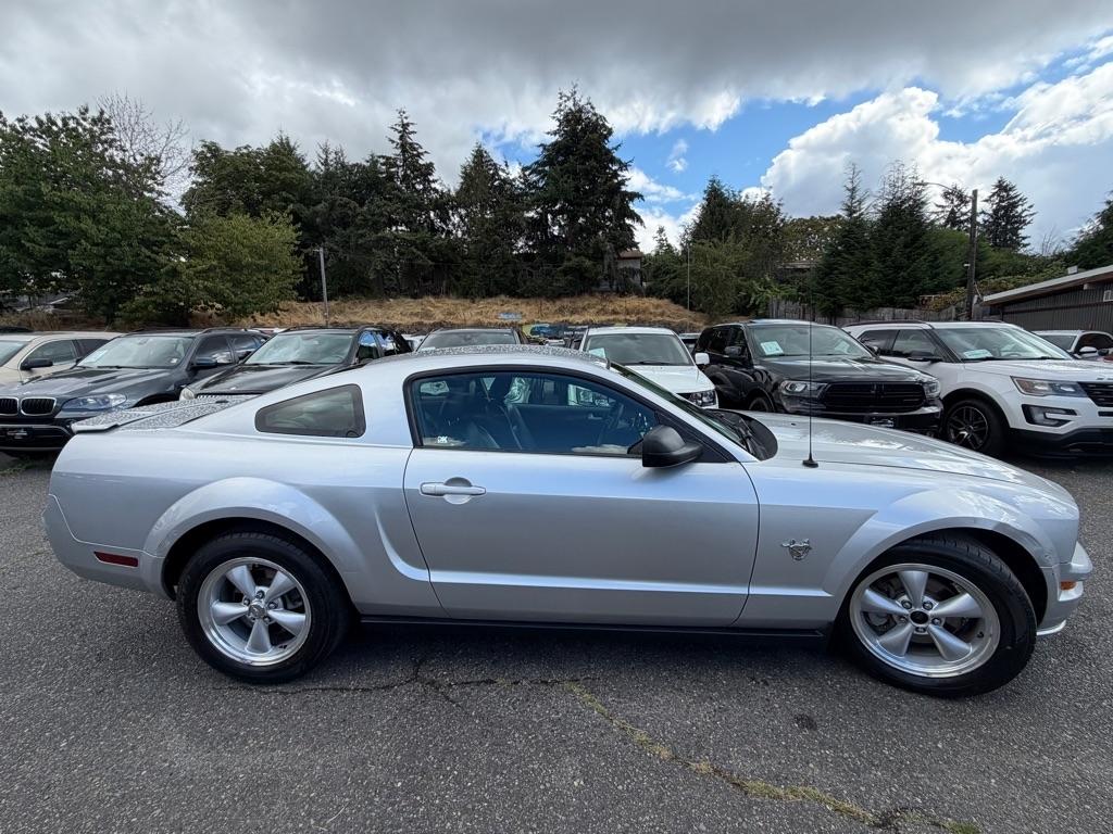 Ford Mustang  2009