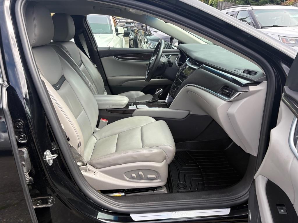 Cadillac XTS  2017