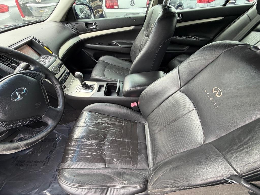 Infiniti G35  2008