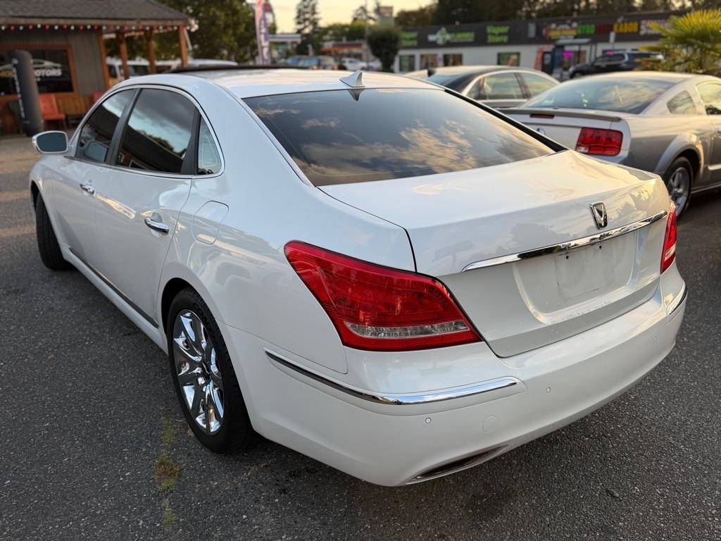 Hyundai Equus  2012