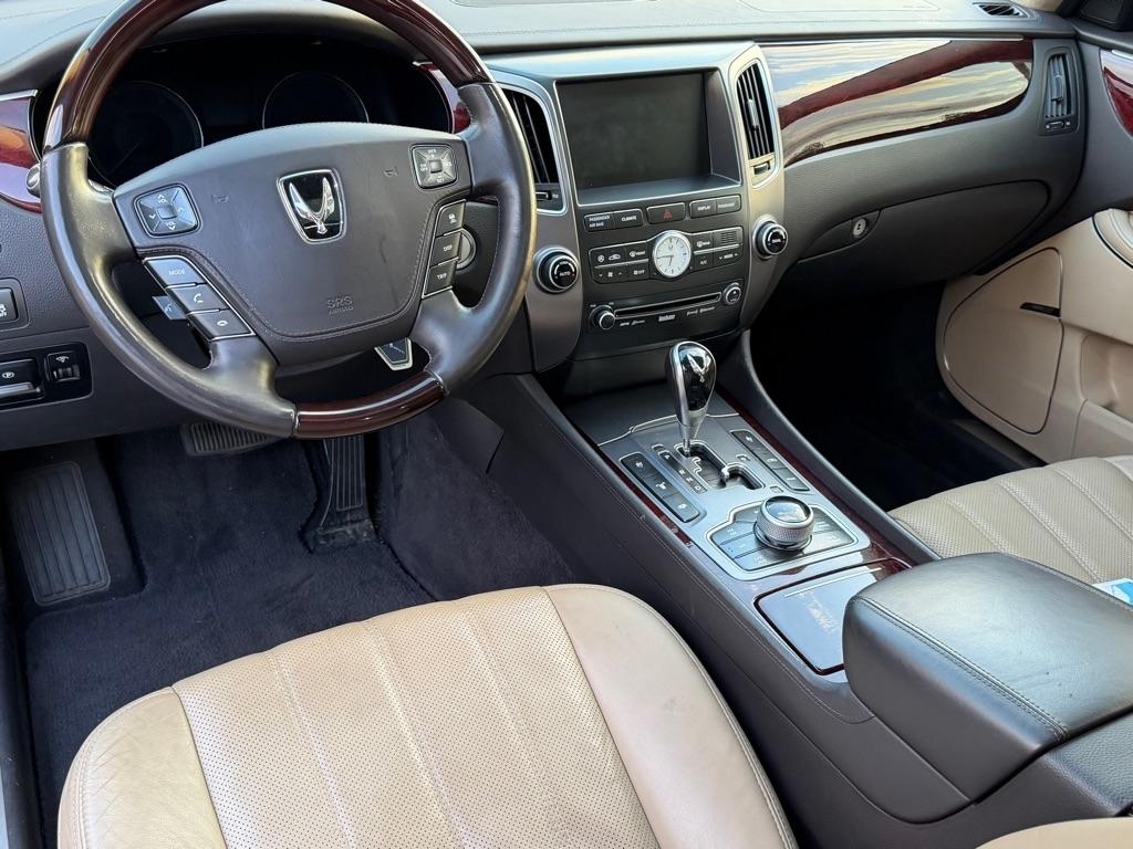 Hyundai Equus  2012