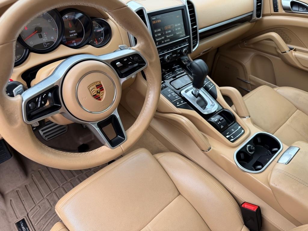 Porsche Cayenne  2015