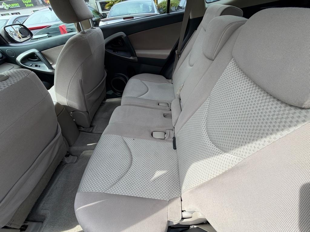 Toyota RAV4  2006