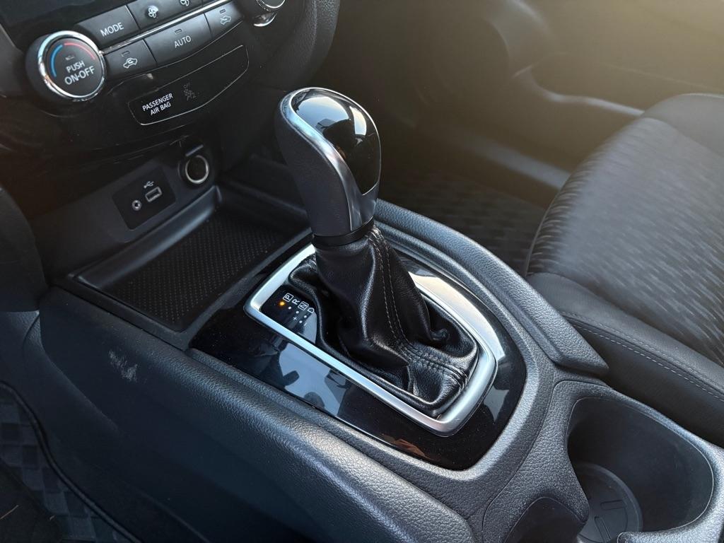 Nissan Rogue  2018