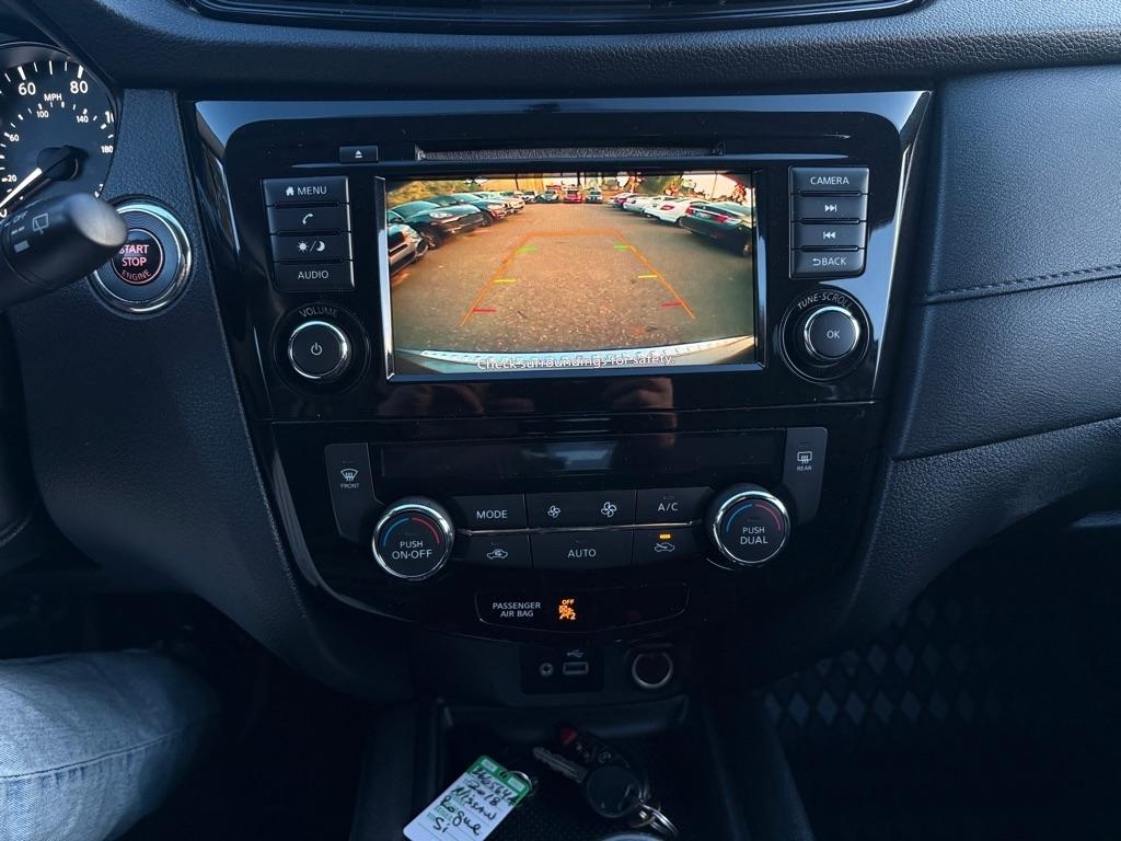Nissan Rogue  2018