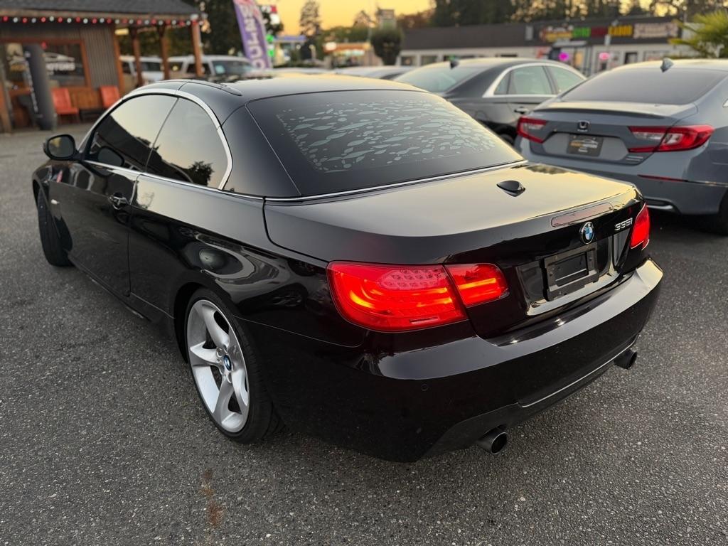 BMW 3-Series  2013