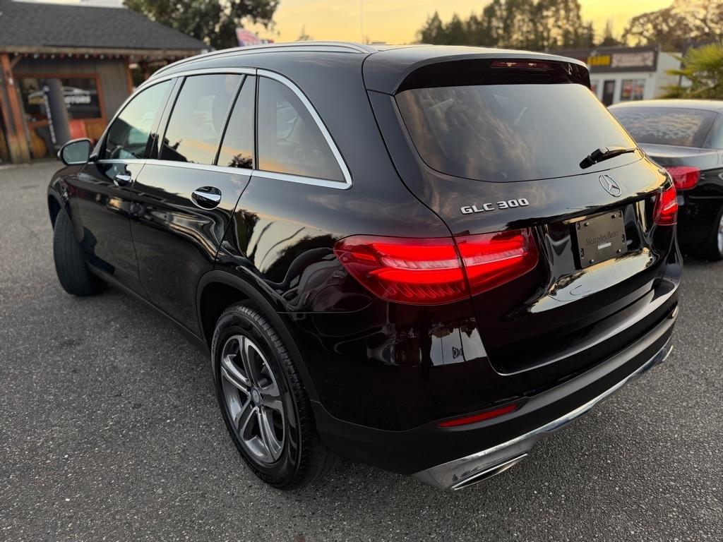 Mercedes-Benz GLC-Class  2017